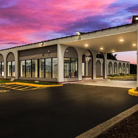 Red Roof Inn And Conference Center Chicago - N Aurora Naperville North Aurora Exterior foto